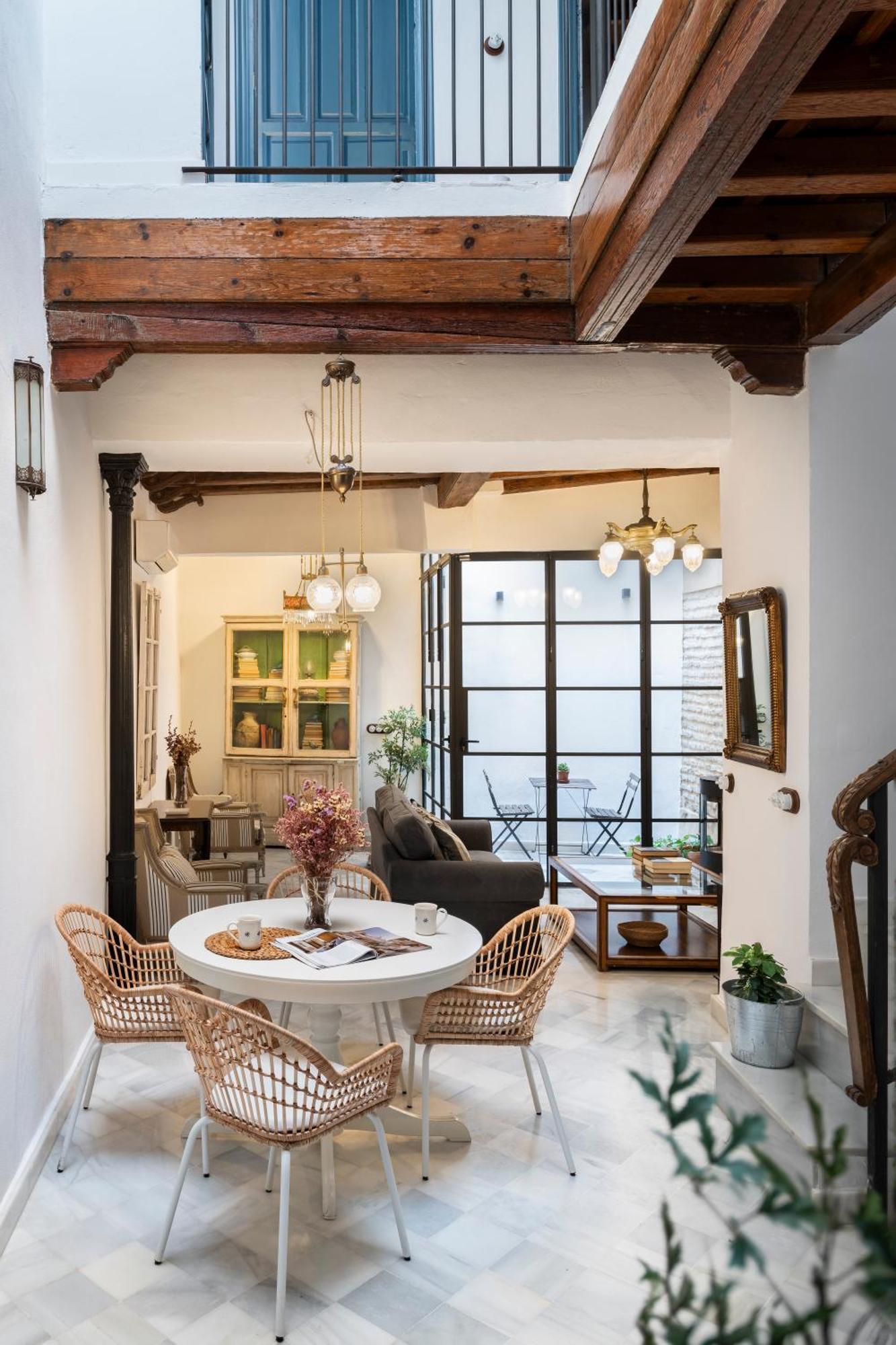 Magno Apartments Virgenes Luxury House Seville Exterior photo